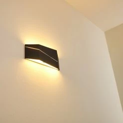 Hofstein Fanas Wandleuchte LED Schwarz, 1-flammig -Wandleuchten Verkaufsgeschäft fanas wandleuchte h3295847 do1 2